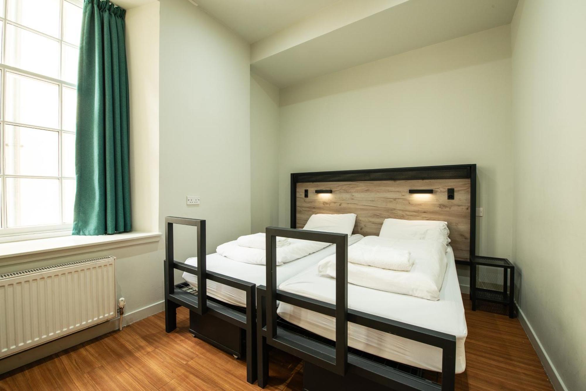 Twin room,1516376860:JPEG